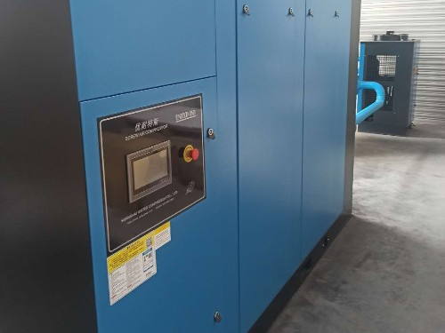 又一臺優(yōu)耐特斯空壓機正式安裝完成，投入生產(chǎn)！