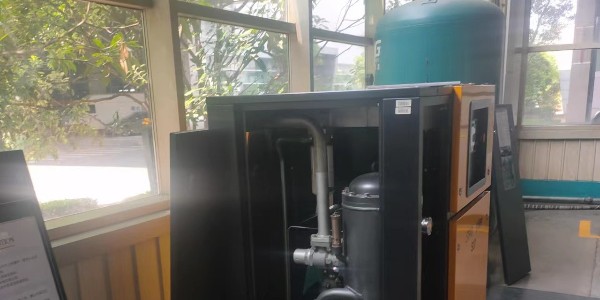 警告！空壓機使用，安全重于一切