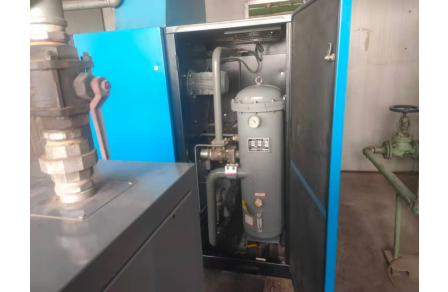 空壓機(jī)定期保養(yǎng)